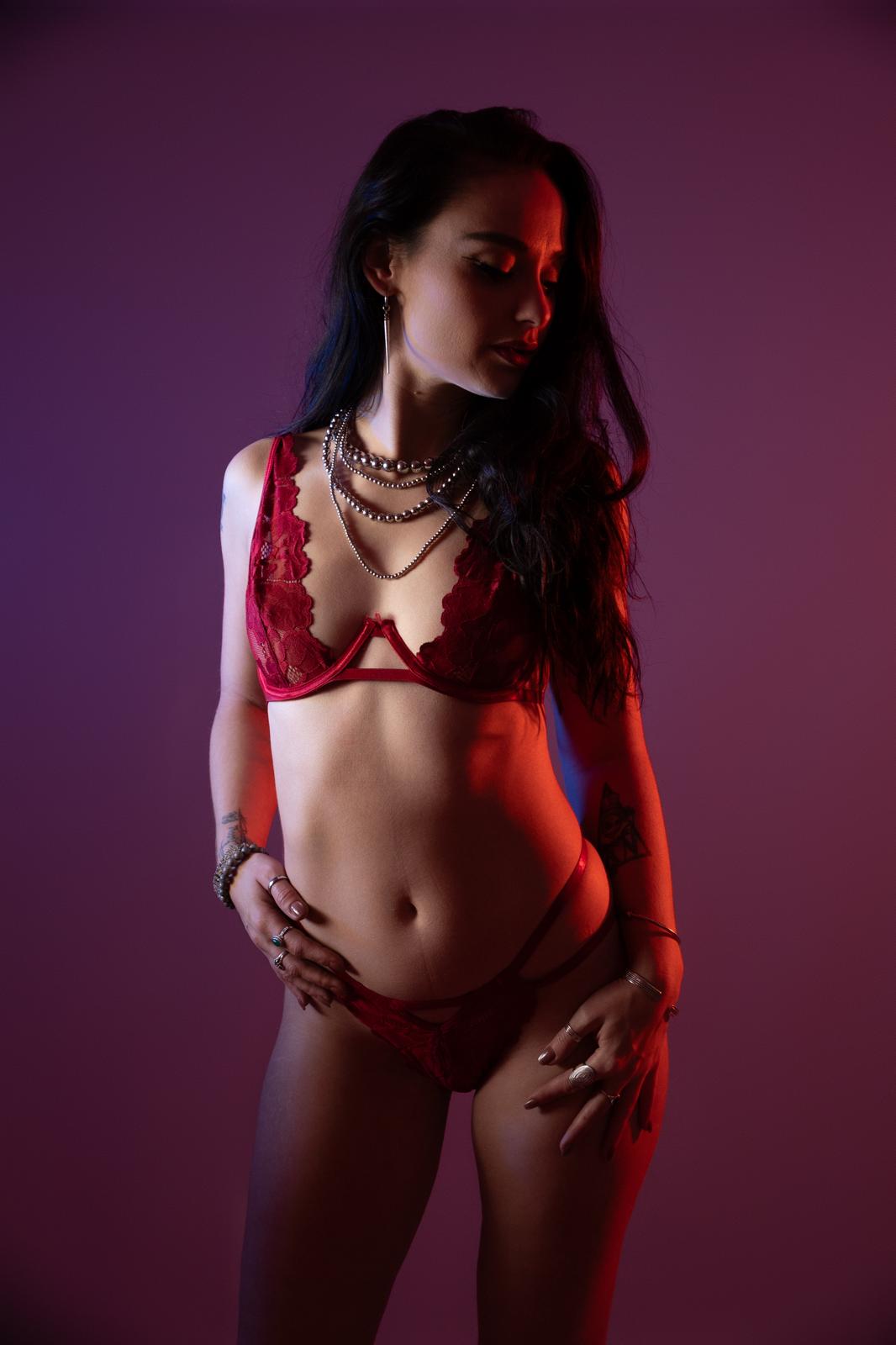 Alice Drake Photo 20